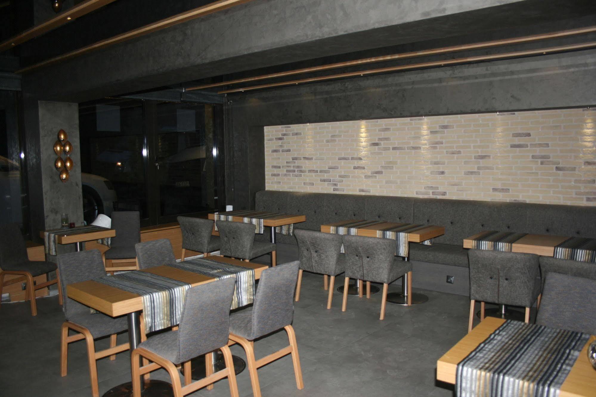 The Black Hotel Eskisehir Exterior foto